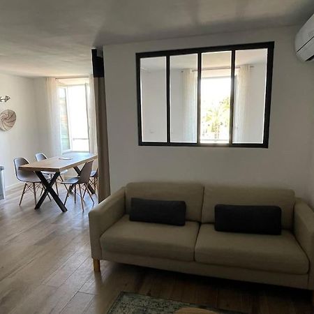 Tres Bel Appartement, Port Sanary, Экстерьер фото